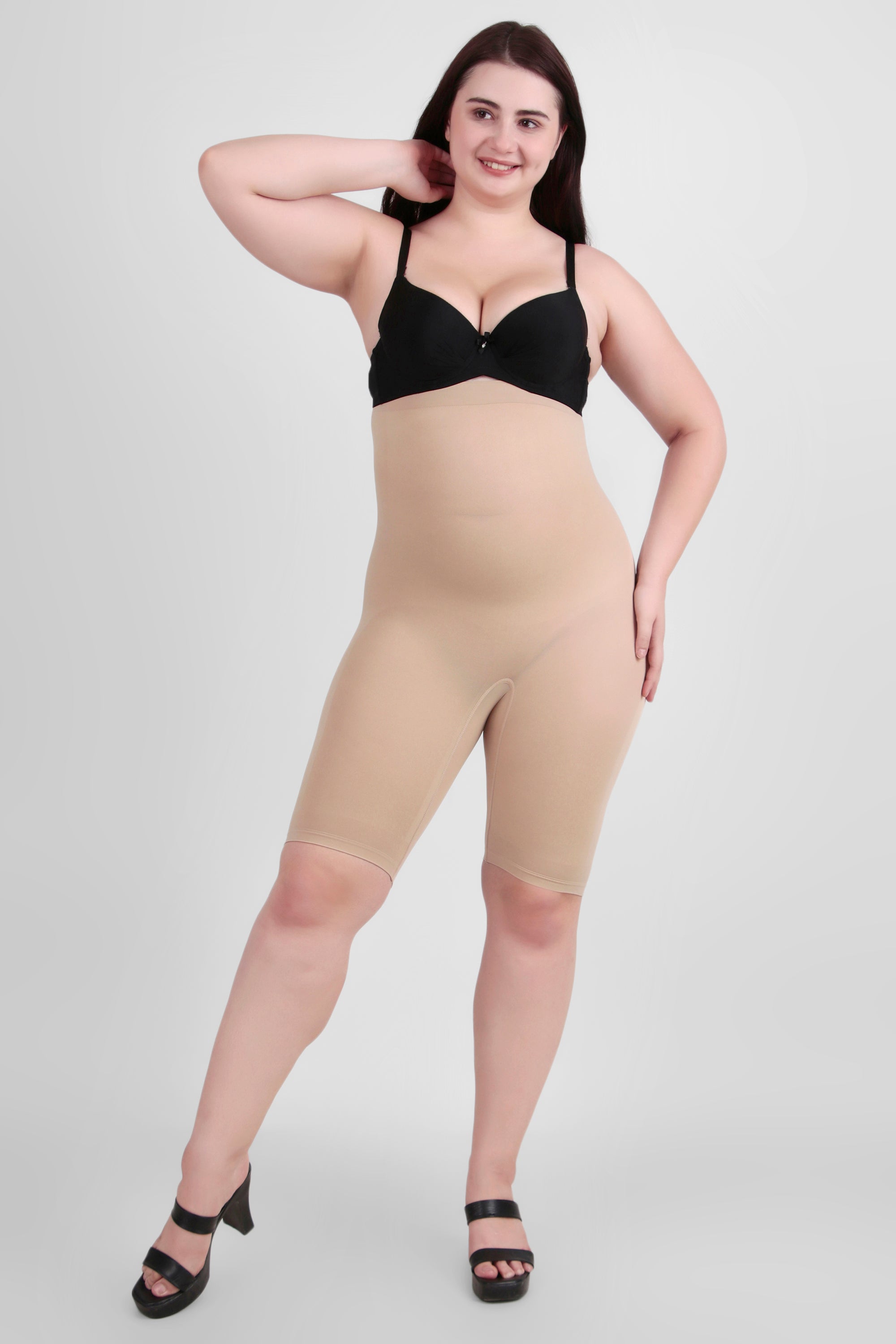 Emio High-Waisted Above The Knee Short
