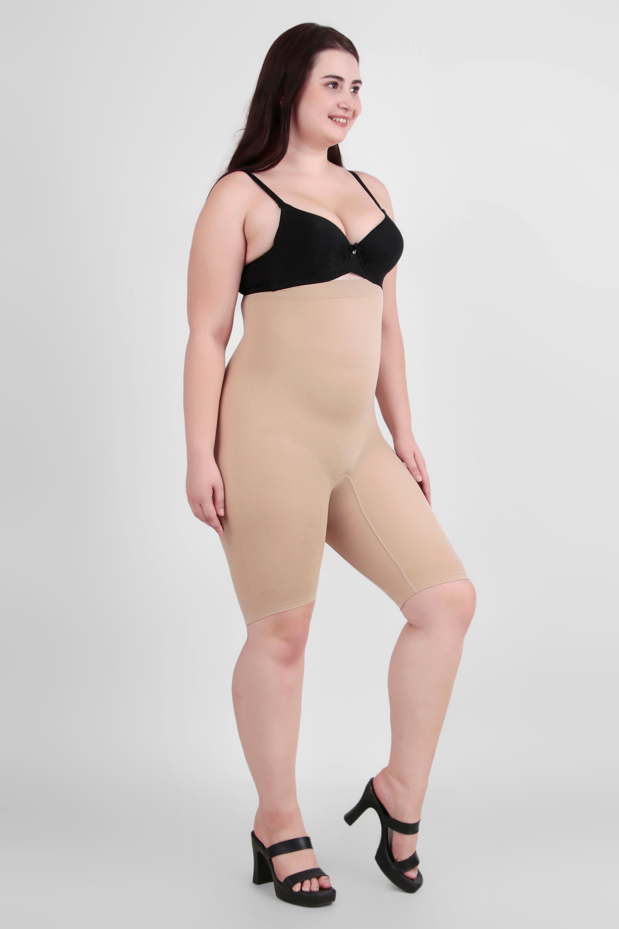 Emio High-Waisted Above The Knee Short